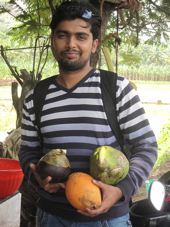 My friend with 3 refreshing natural fruits